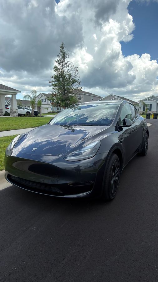 2025 TESLA MODEL Y LONG RANGE SPORT UTILITY 4D